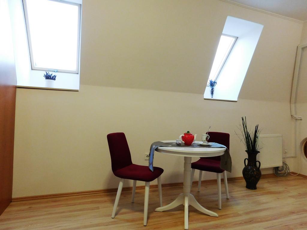 Tulipan Apartman Balatonalmádi Εξωτερικό φωτογραφία